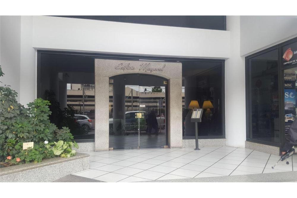 Departamento En Microcentro Con Cochera Σάλτα Εξωτερικό φωτογραφία